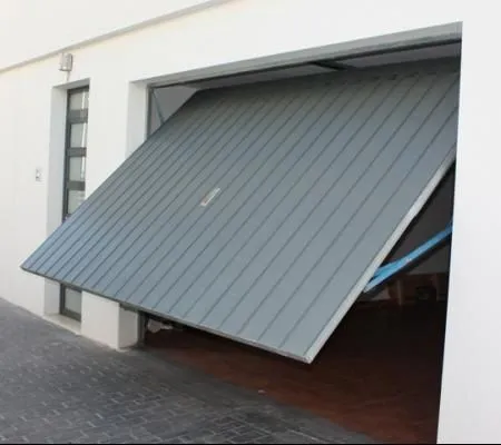 Puerta Basculante 2020 10 3 - arreglar reparar puertas de garaje basculantes badalona