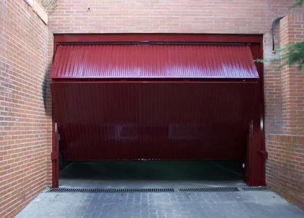 puerta de garaje basculante  10 23 - Instalar Reparar Puertas de Garaje Basculantes Motor Puerta Basculantes