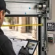 ¿Dónde puedo comprar puertas de garaje de alta seguridad en Barcelona?